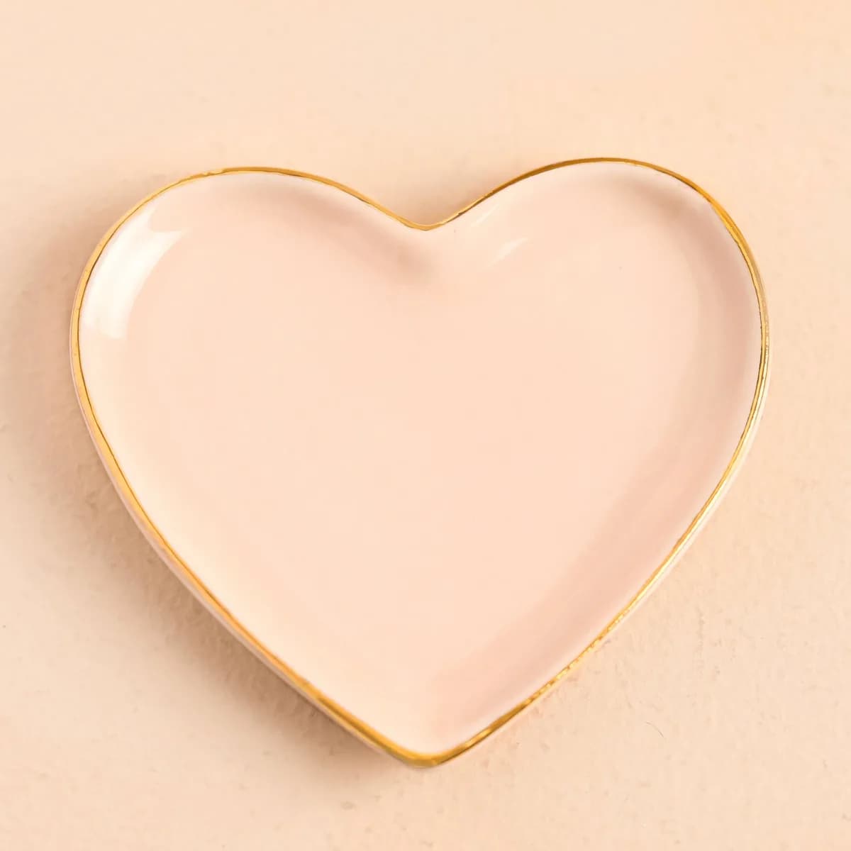 platito corazon pinky